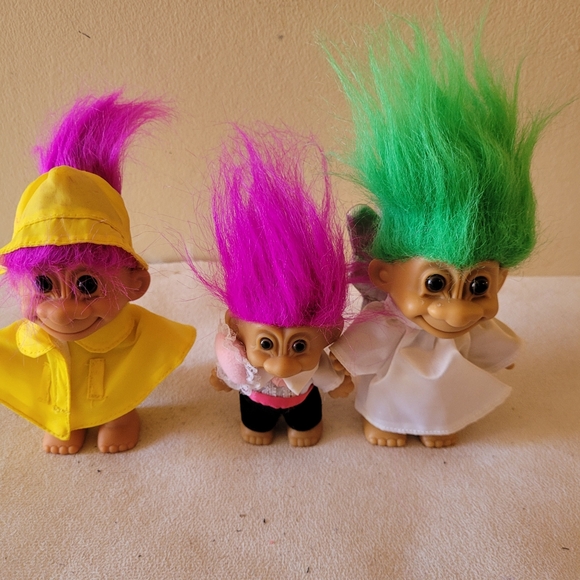 VINTAGE RUSS Lots of 3 Rain Coat & Angel Troll Doll 1990’s Great Condition - Picture 2 of 4